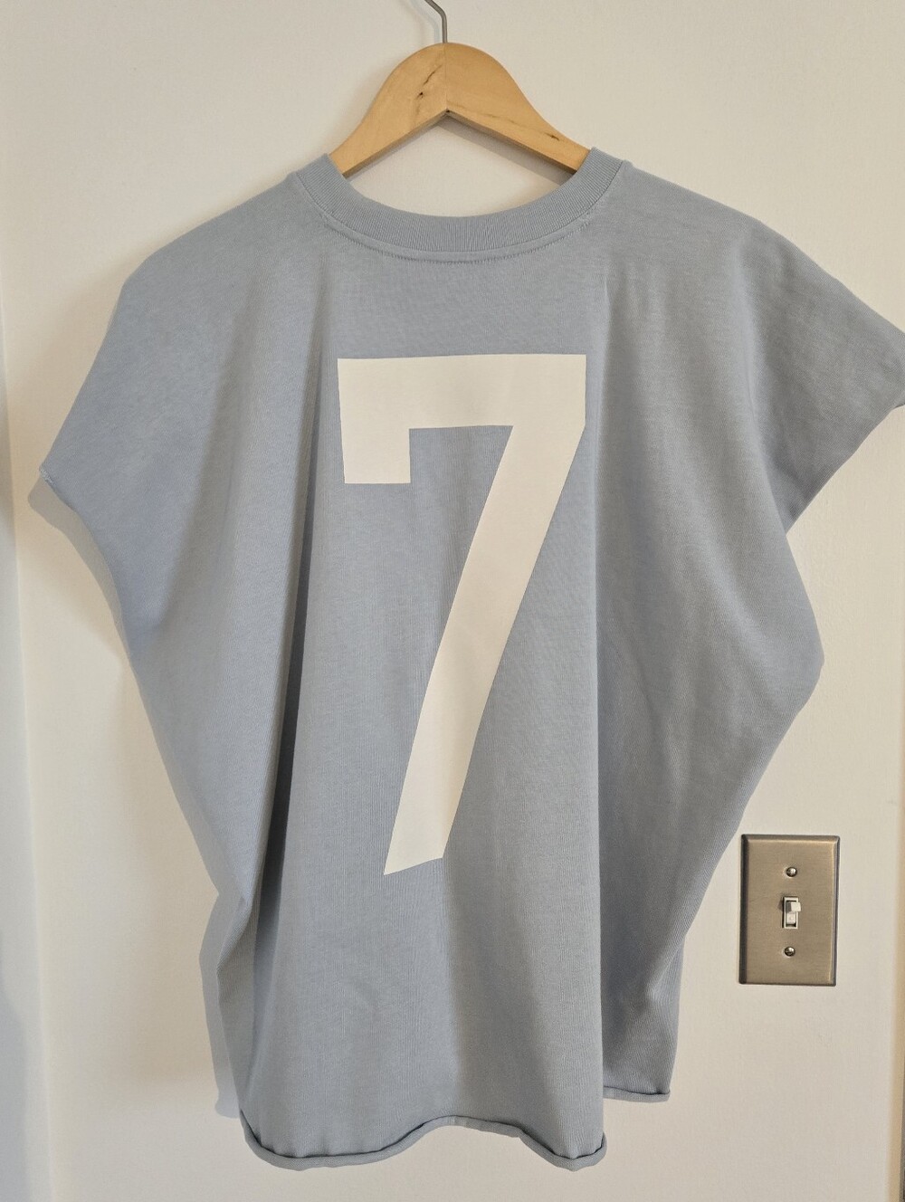 Aritzia Short Sleeve Crewneck T-shirt